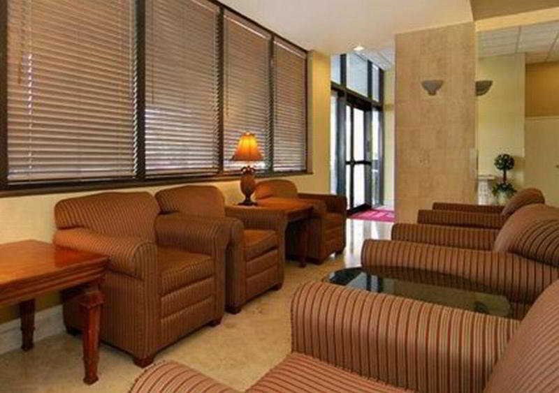 Comfort Suites Airport Boise Exterior photo